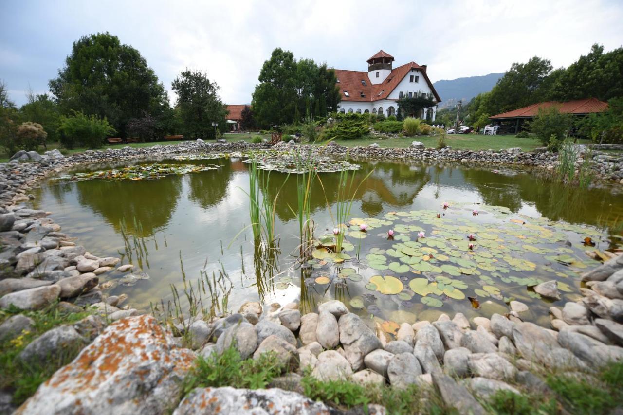 Conacul Secuiesc-Szekelyko Kuria Coltesti Exterior foto